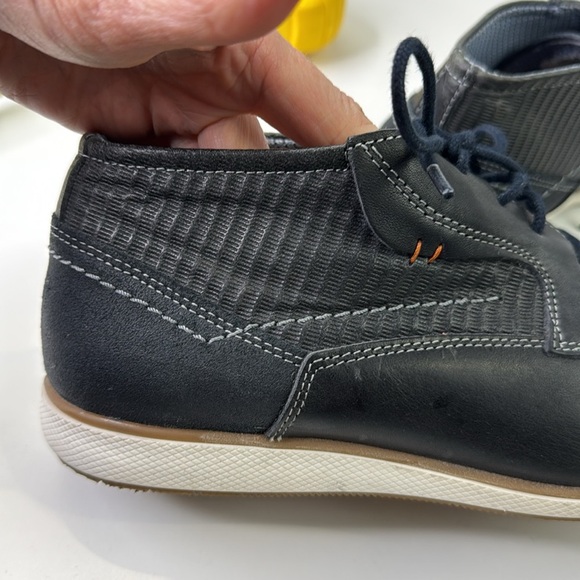 Florsheim Black Chukka Boots with Modern Design - Picture 13 of 14